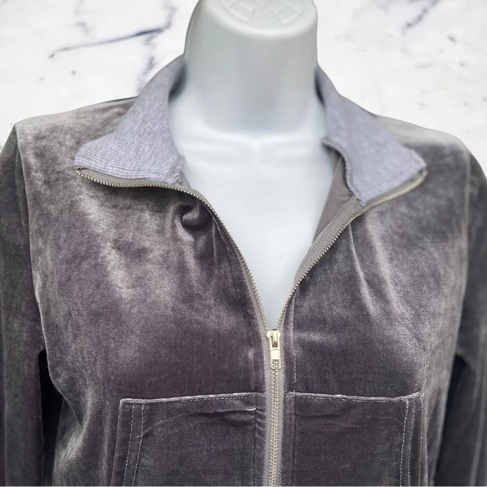 Velvet Jacket - Picture 4 of 6